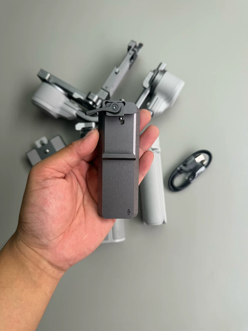 DJI RS 4 Mini Gimbal