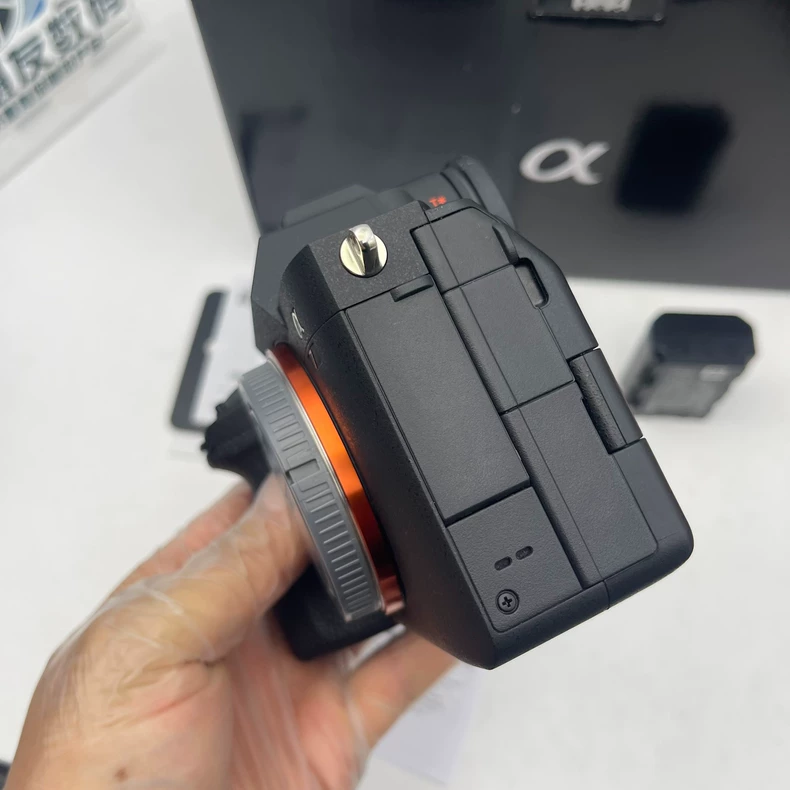 Sony A7M4 / Sony A7 IV