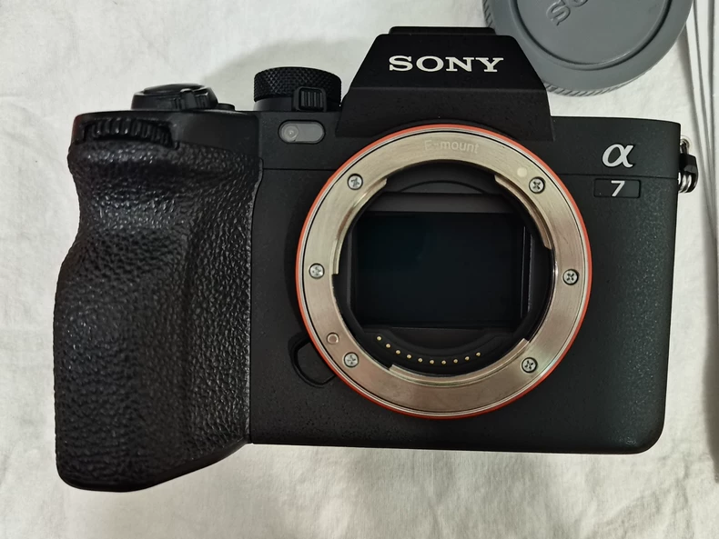Sony A7 IV