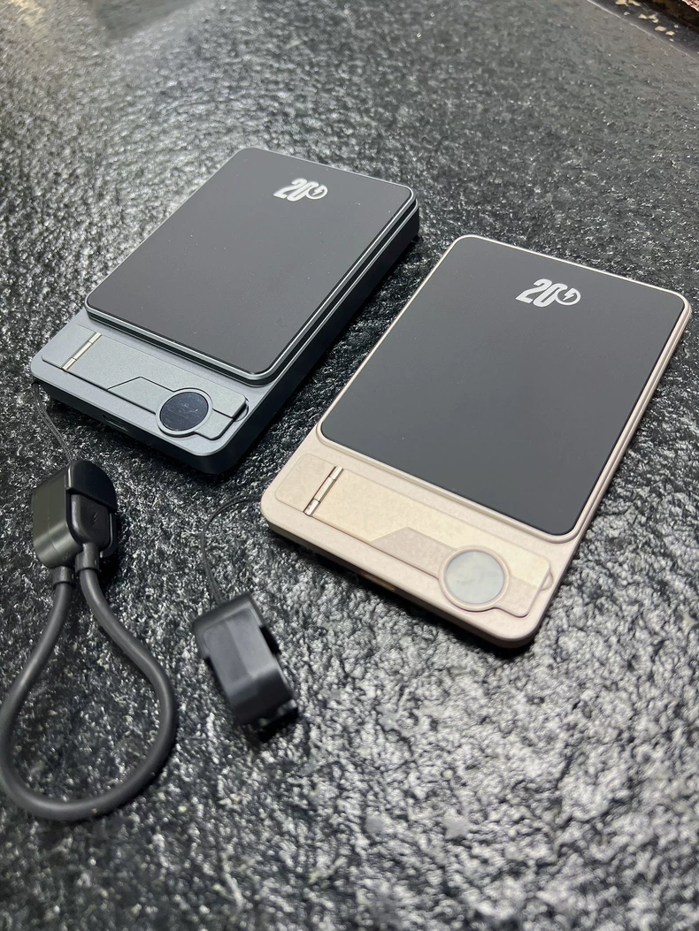 Wireless Power Bank